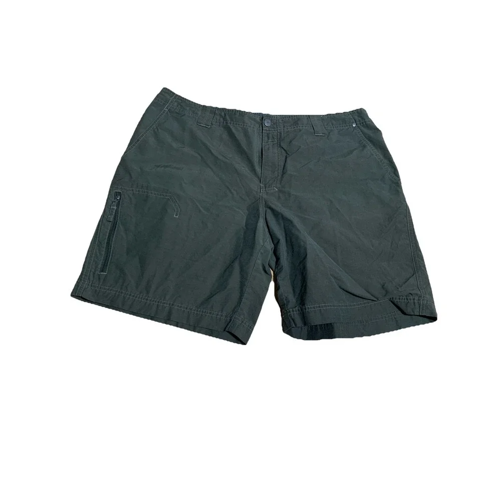 Columbia Omni-Shield Cargo Shorts Men 38x9 Green  Outdoor Sun‎ Protection